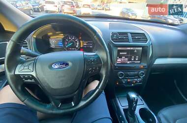 Позашляховик / Кросовер Ford Explorer 2016 в Києві
