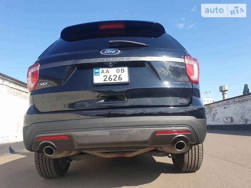 Позашляховик / Кросовер Ford Explorer 2016 в Києві