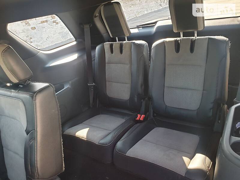 Позашляховик / Кросовер Ford Explorer 2016 в Києві