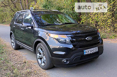 Позашляховик / Кросовер Ford Explorer 2014 в Києві