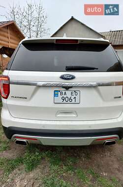 Внедорожник / Кроссовер Ford Explorer 2016 в 