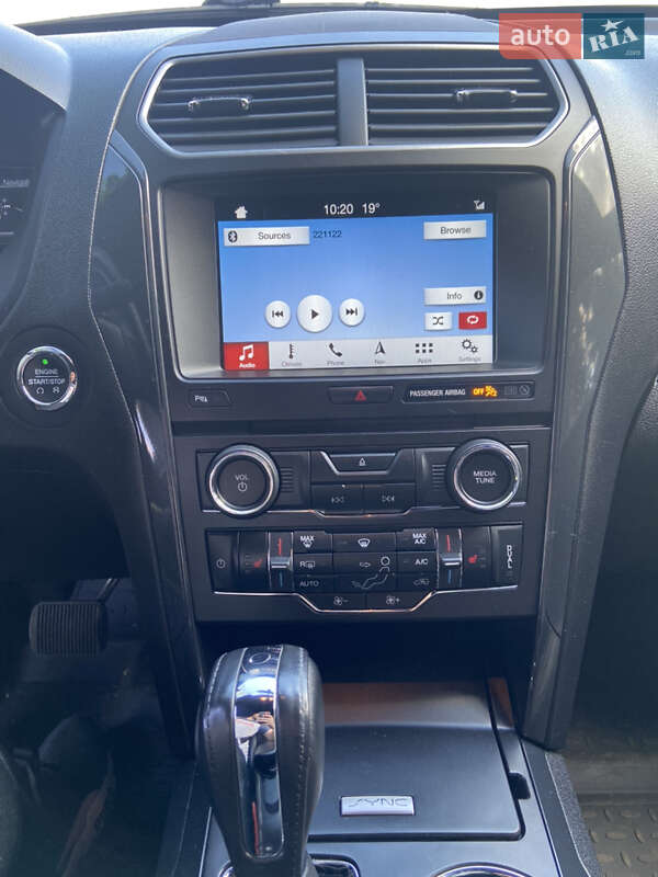Внедорожник / Кроссовер Ford Explorer 2018 в Днепре
