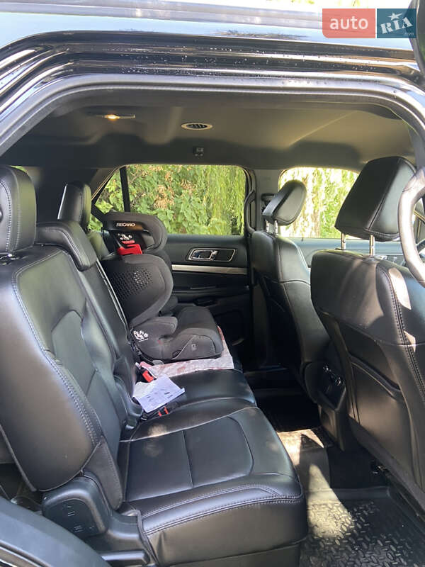 Внедорожник / Кроссовер Ford Explorer 2018 в Днепре