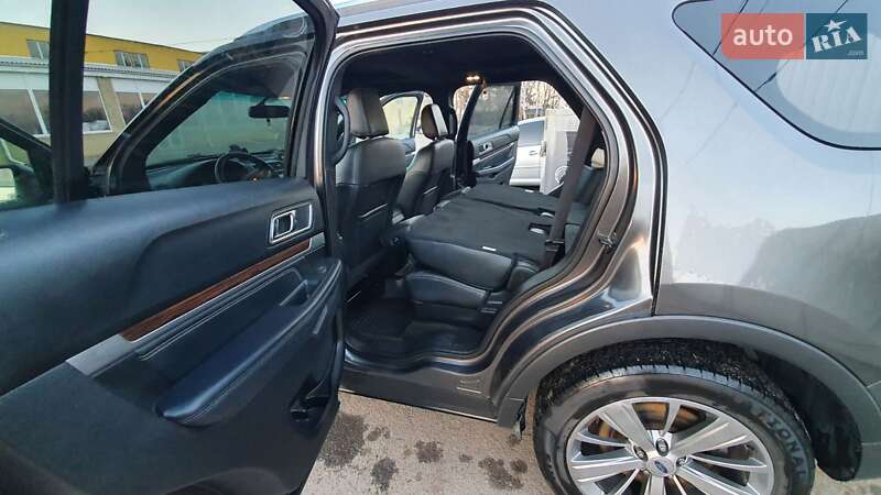 Позашляховик / Кросовер Ford Explorer 2018 в Києві
