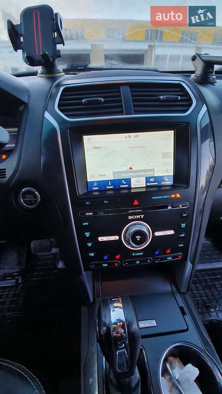 Позашляховик / Кросовер Ford Explorer 2018 в Києві