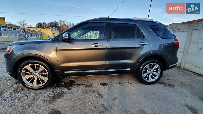 Позашляховик / Кросовер Ford Explorer 2018 в Києві