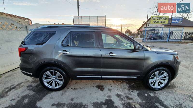 Позашляховик / Кросовер Ford Explorer 2018 в Києві