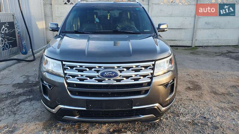 Позашляховик / Кросовер Ford Explorer 2018 в Києві