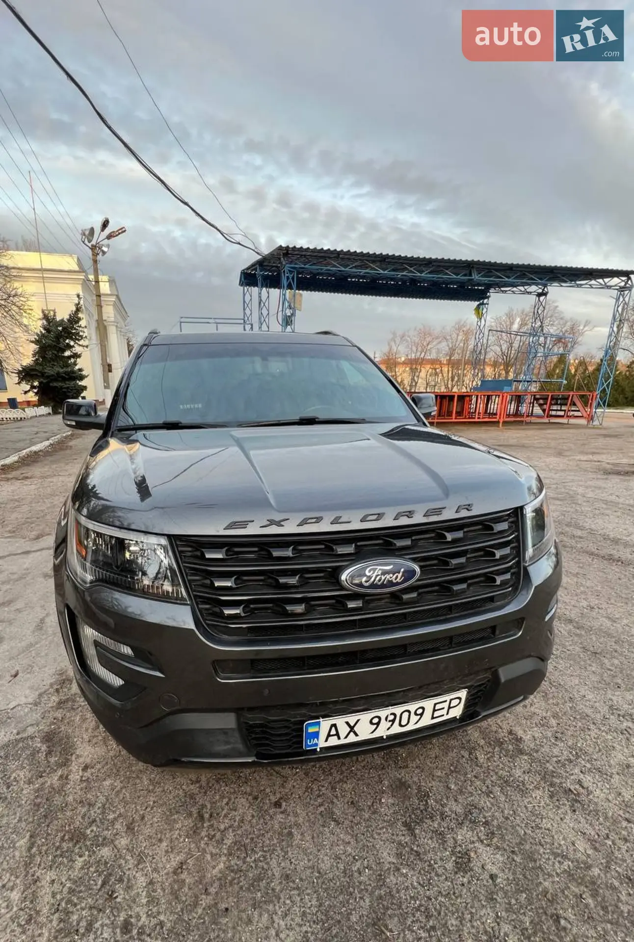 2015 Ford Explorer - мініатюра 3