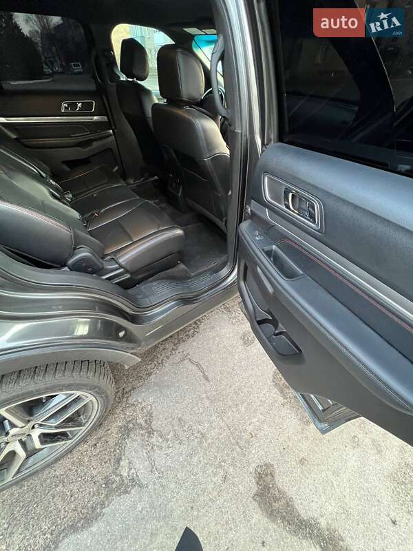 Внедорожник / Кроссовер Ford Explorer 2015 в Харькове