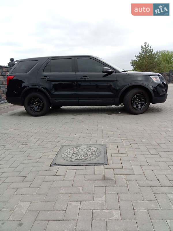 Внедорожник / Кроссовер Ford Explorer 2017 в Луцке