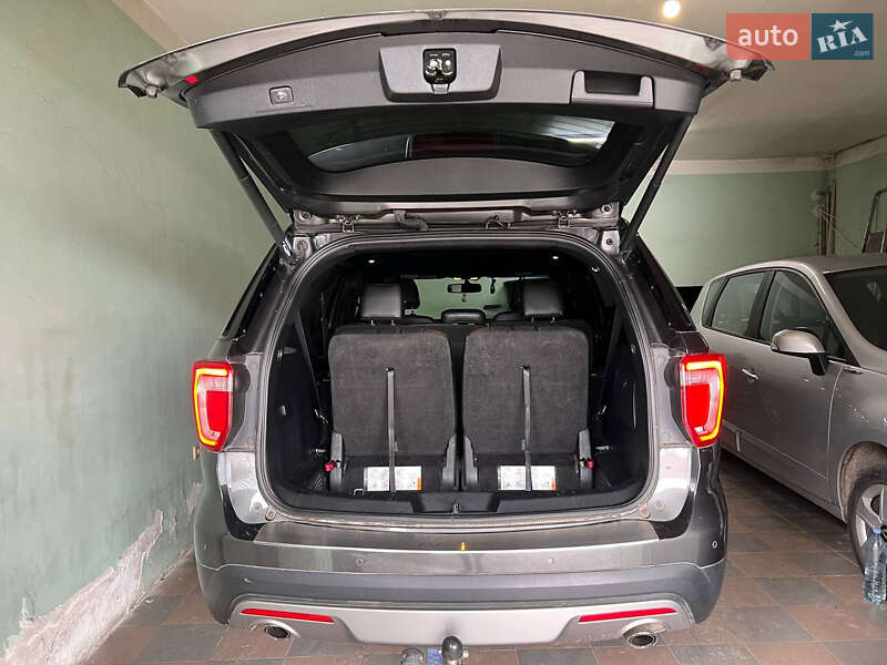 Внедорожник / Кроссовер Ford Explorer 2016 в Днепре