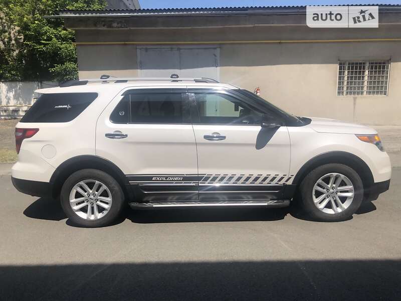 Внедорожник / Кроссовер Ford Explorer 2013 в Киеве