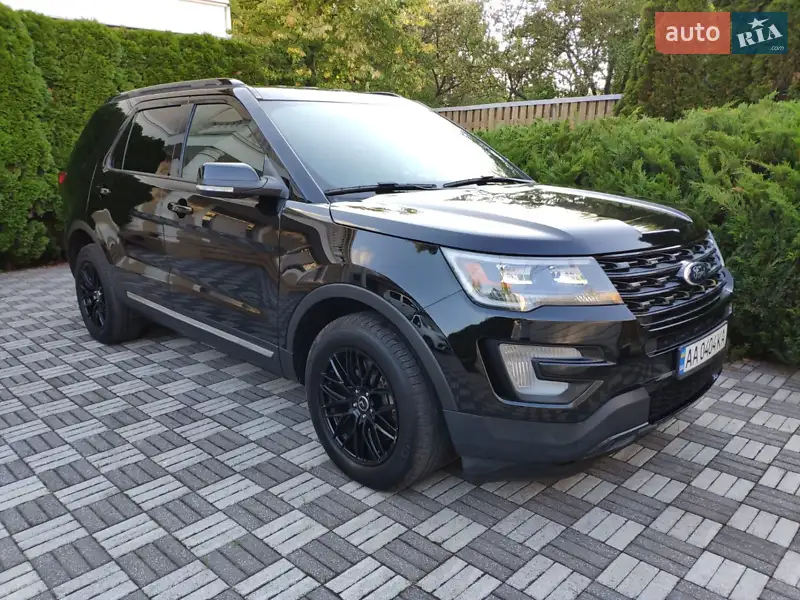 Ford Explorer