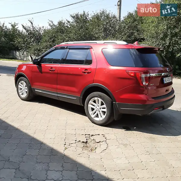 Ford Explorer
