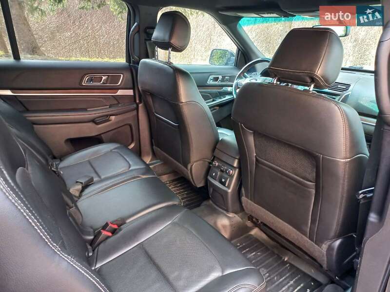 Внедорожник / Кроссовер Ford Explorer 2016 в Тернополе фото 13 Внедорожник / Кроссовер Ford Explorer 2016 в Тернополе