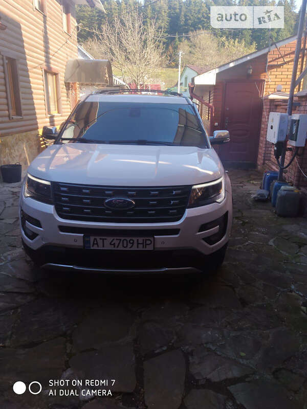 Внедорожник / Кроссовер Ford Explorer 2016 в Ивано-Франковске