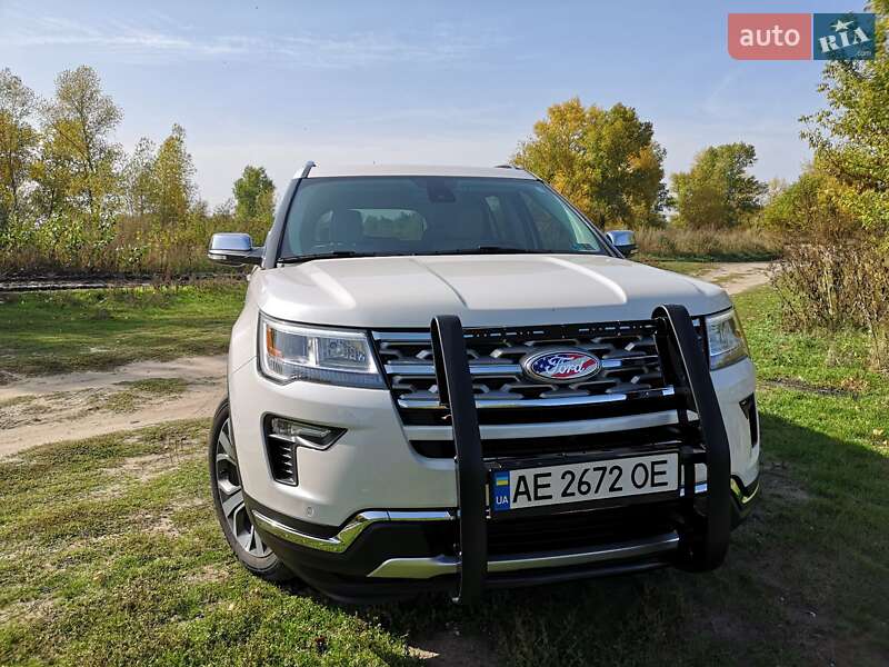 Внедорожник / Кроссовер Ford Explorer 2018 в Каменском