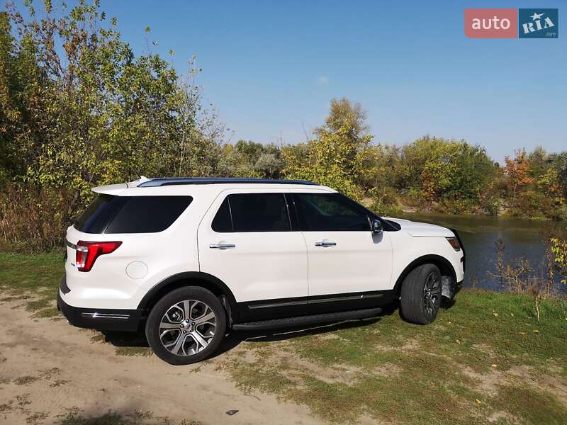 Внедорожник / Кроссовер Ford Explorer 2018 в Каменском