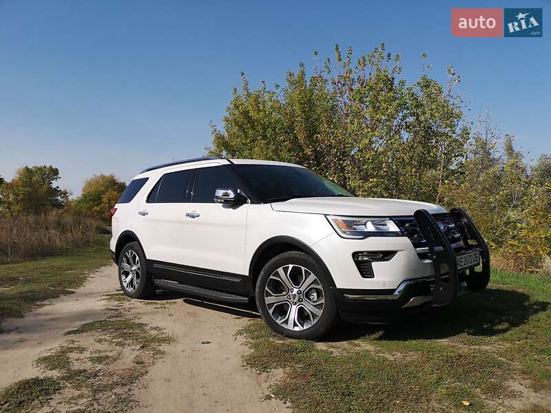 Позашляховик / Кросовер Ford Explorer 2018 в Кам'янському