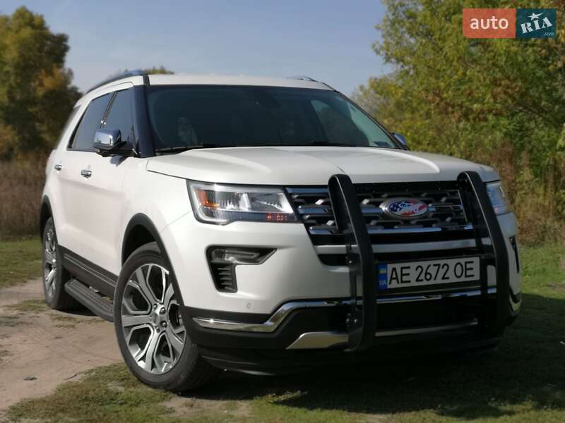 Внедорожник / Кроссовер Ford Explorer 2018 в Каменском