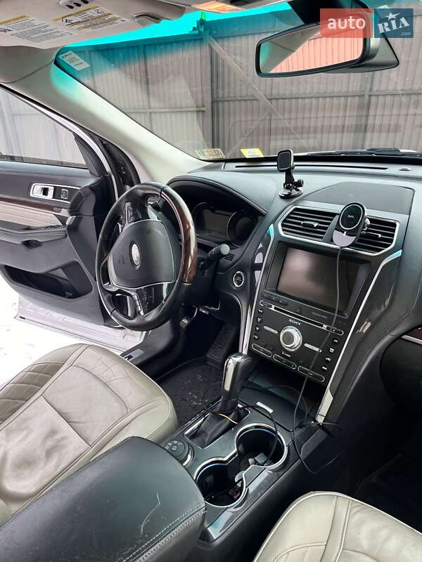Внедорожник / Кроссовер Ford Explorer 2015 в Трускавце