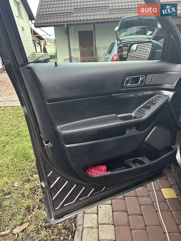 Внедорожник / Кроссовер Ford Explorer 2018 в Виннице