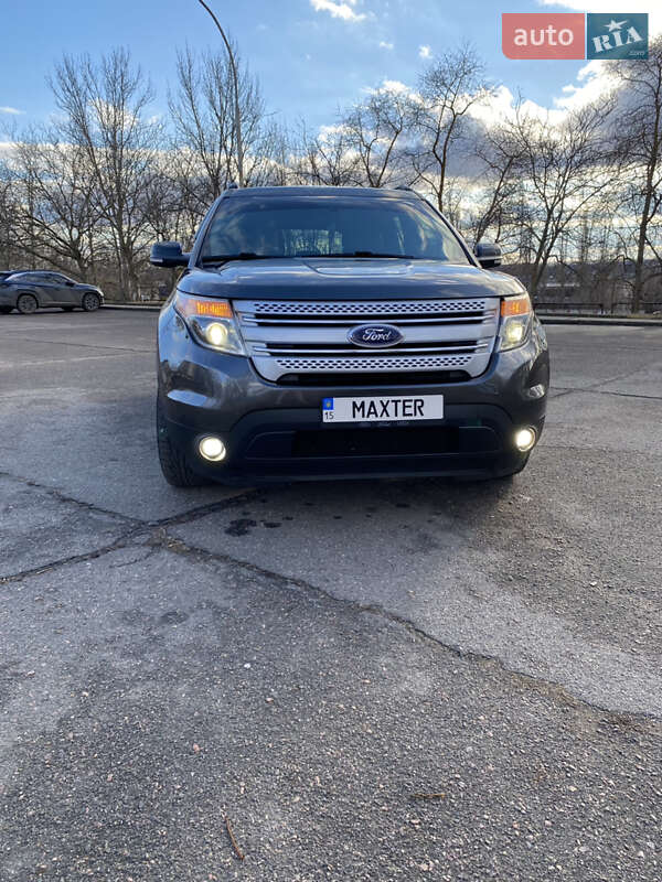 Внедорожник / Кроссовер Ford Explorer 2015 в Южноукраинске