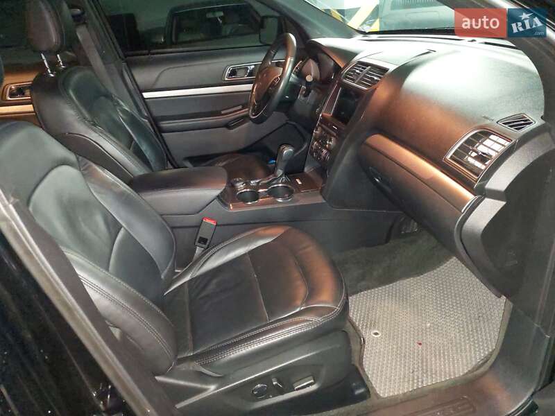 Внедорожник / Кроссовер Ford Explorer 2018 в Киеве