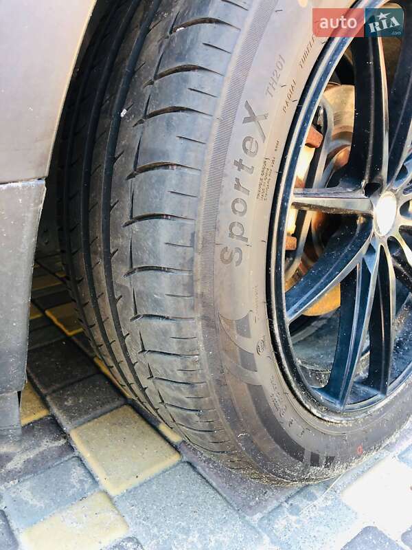 Позашляховик / Кросовер Ford Explorer 2011 в Києві