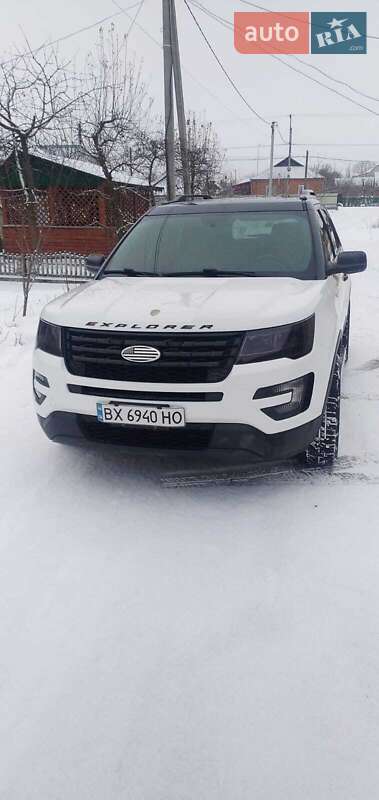 Внедорожник / Кроссовер Ford Explorer 2017 в Деражне