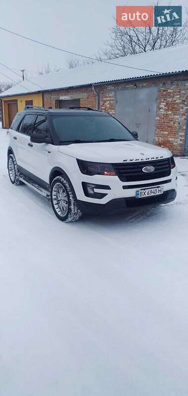 Внедорожник / Кроссовер Ford Explorer 2017 в Деражне