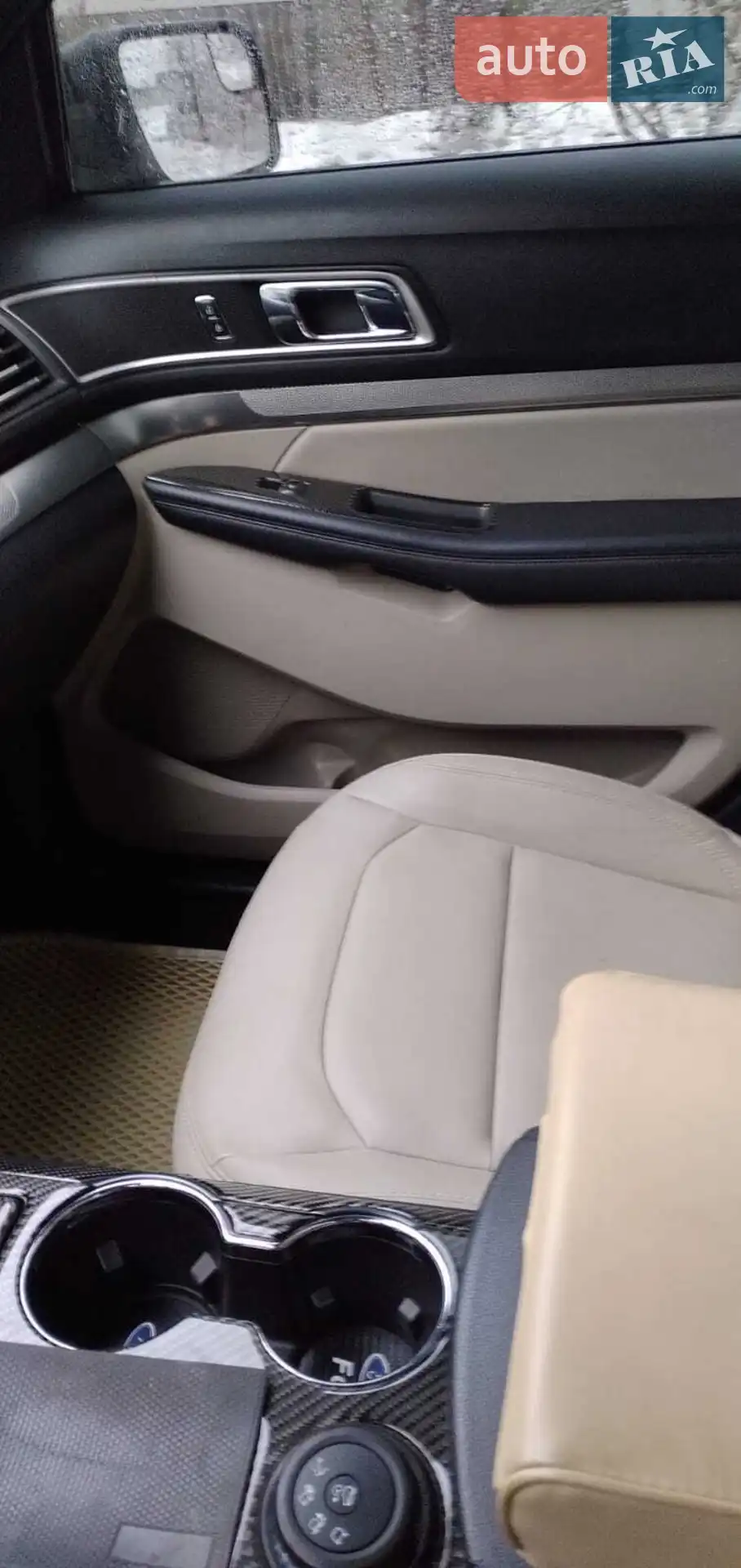 2017 Ford Explorer - мініатюра 25
