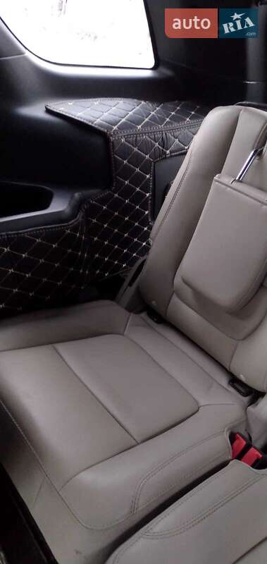 Внедорожник / Кроссовер Ford Explorer 2017 в Деражне