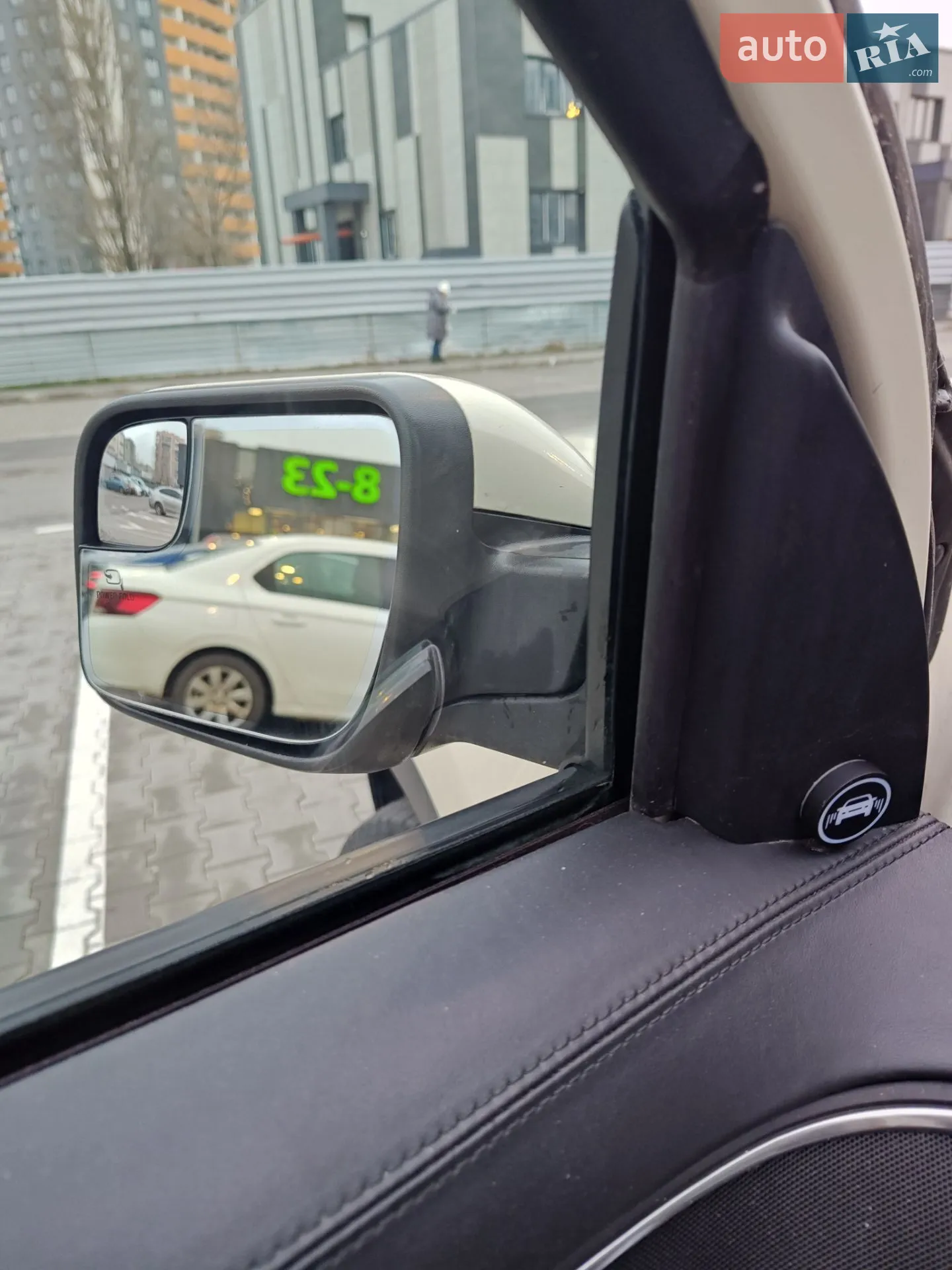 2018 Ford Explorer - мініатюра 20