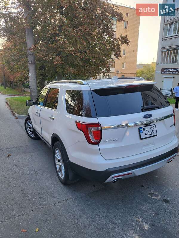 Позашляховик / Кросовер Ford Explorer 2017 в Тернополі