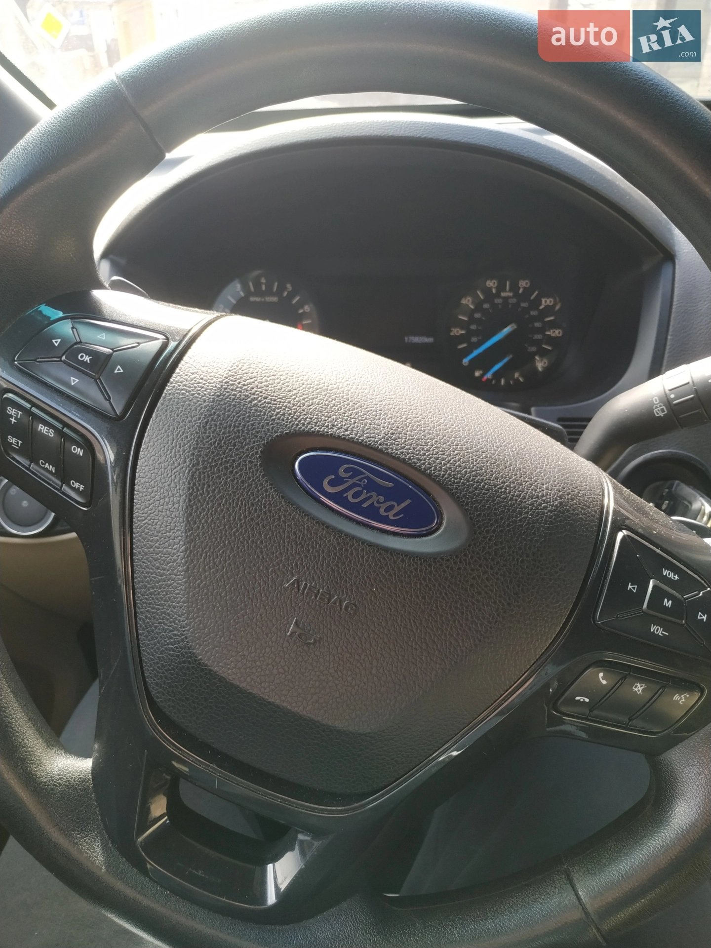 2017 Ford Explorer - мініатюра 6
