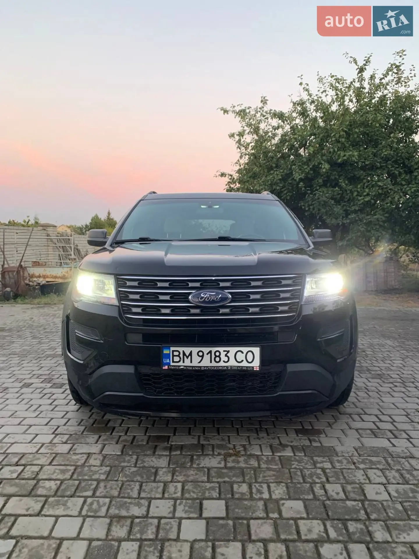 2017 Ford Explorer - фото 1
