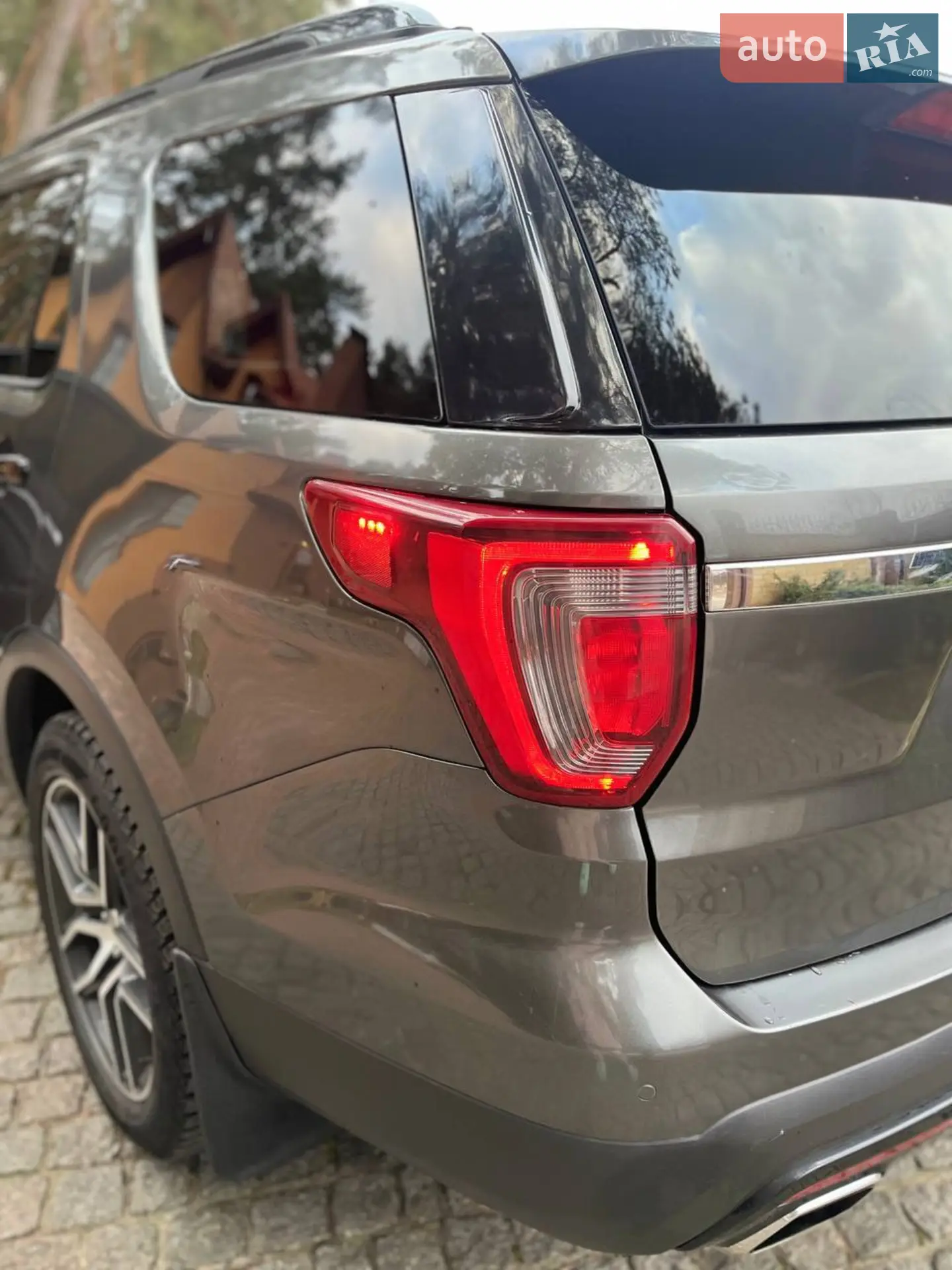2016 Ford Explorer - мініатюра 14