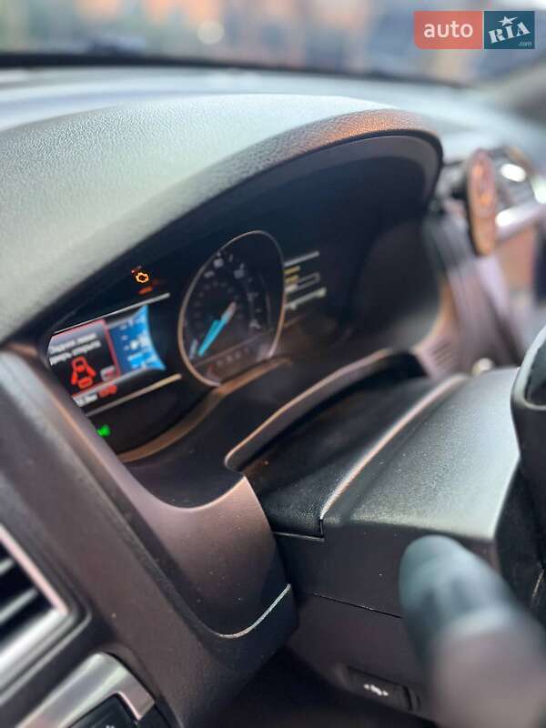 Внедорожник / Кроссовер Ford Explorer 2016 в Павлограде фото 40 Внедорожник / Кроссовер Ford Explorer 2016 в Павлограде