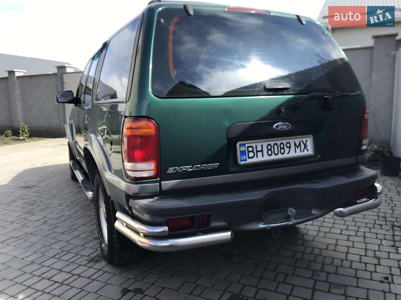 Позашляховик / Кросовер Ford Explorer 2000 в Одесі фото 4 Позашляховик / Кросовер Ford Explorer 2000 в Одесі