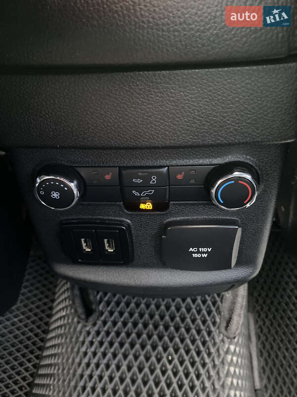 Внедорожник / Кроссовер Ford Explorer 2015 в Ивано-Франковске