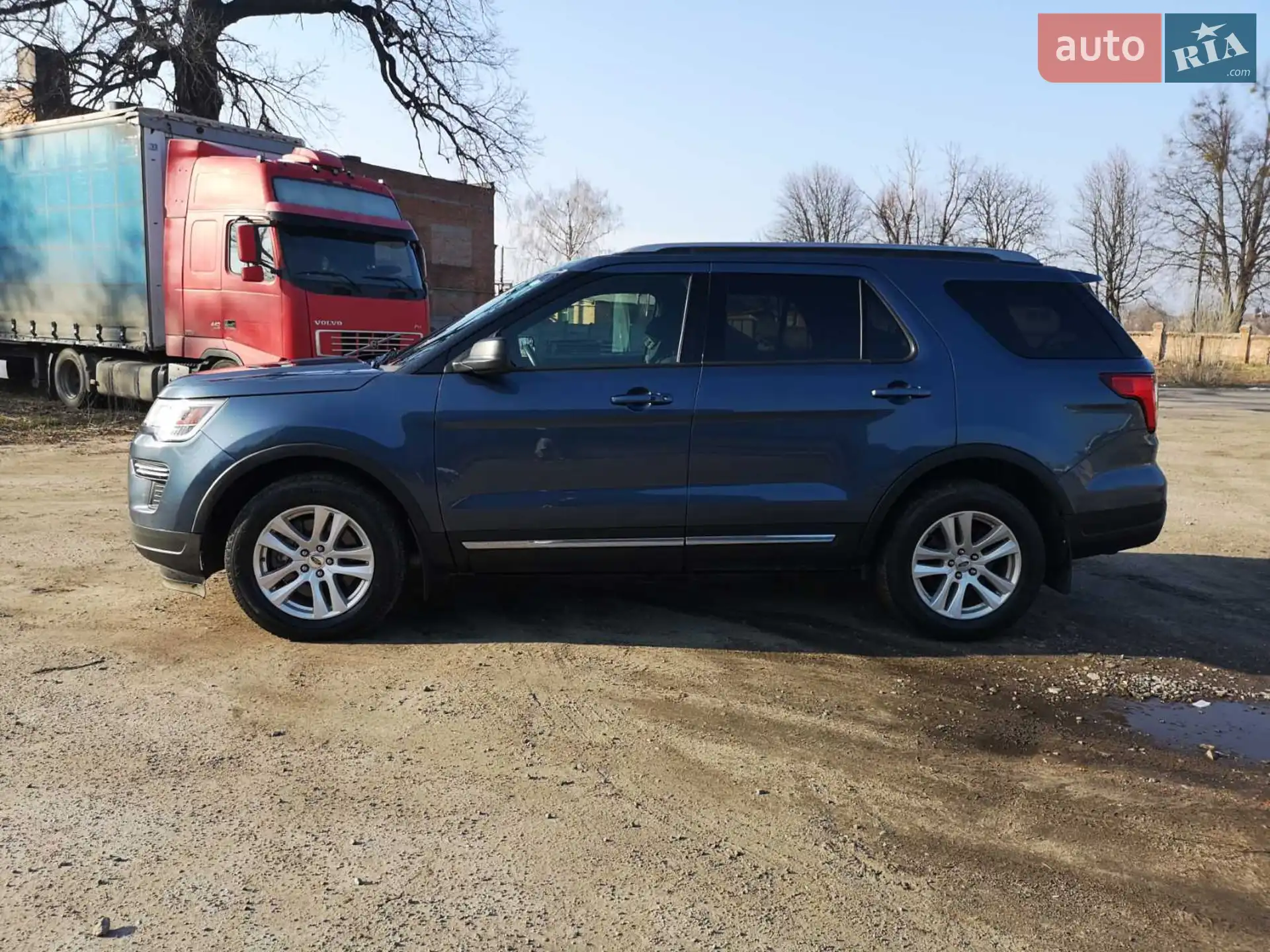 2018 Ford Explorer - мініатюра 4