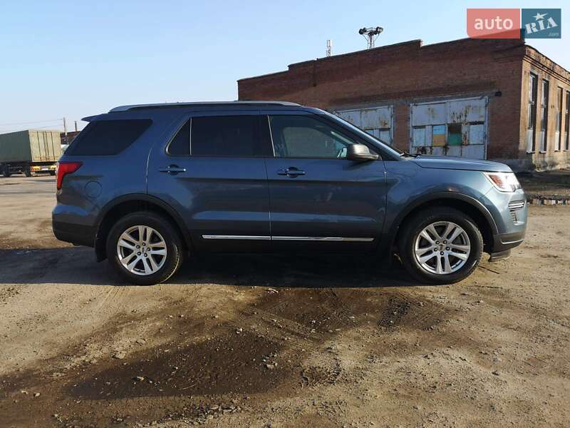 Внедорожник / Кроссовер Ford Explorer 2018 в Лубнах