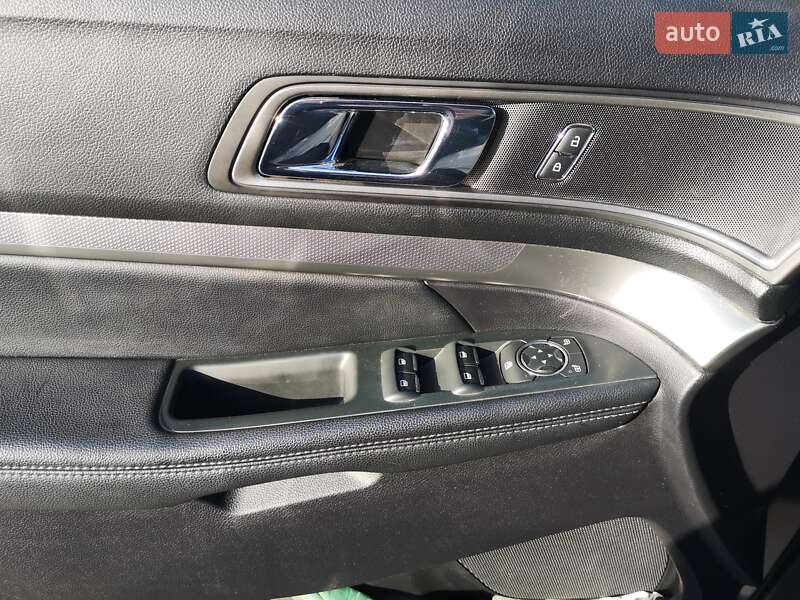 Внедорожник / Кроссовер Ford Explorer 2018 в Лубнах