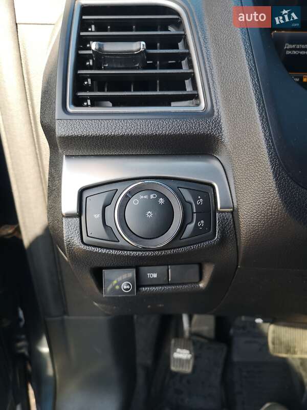 Внедорожник / Кроссовер Ford Explorer 2018 в Киеве