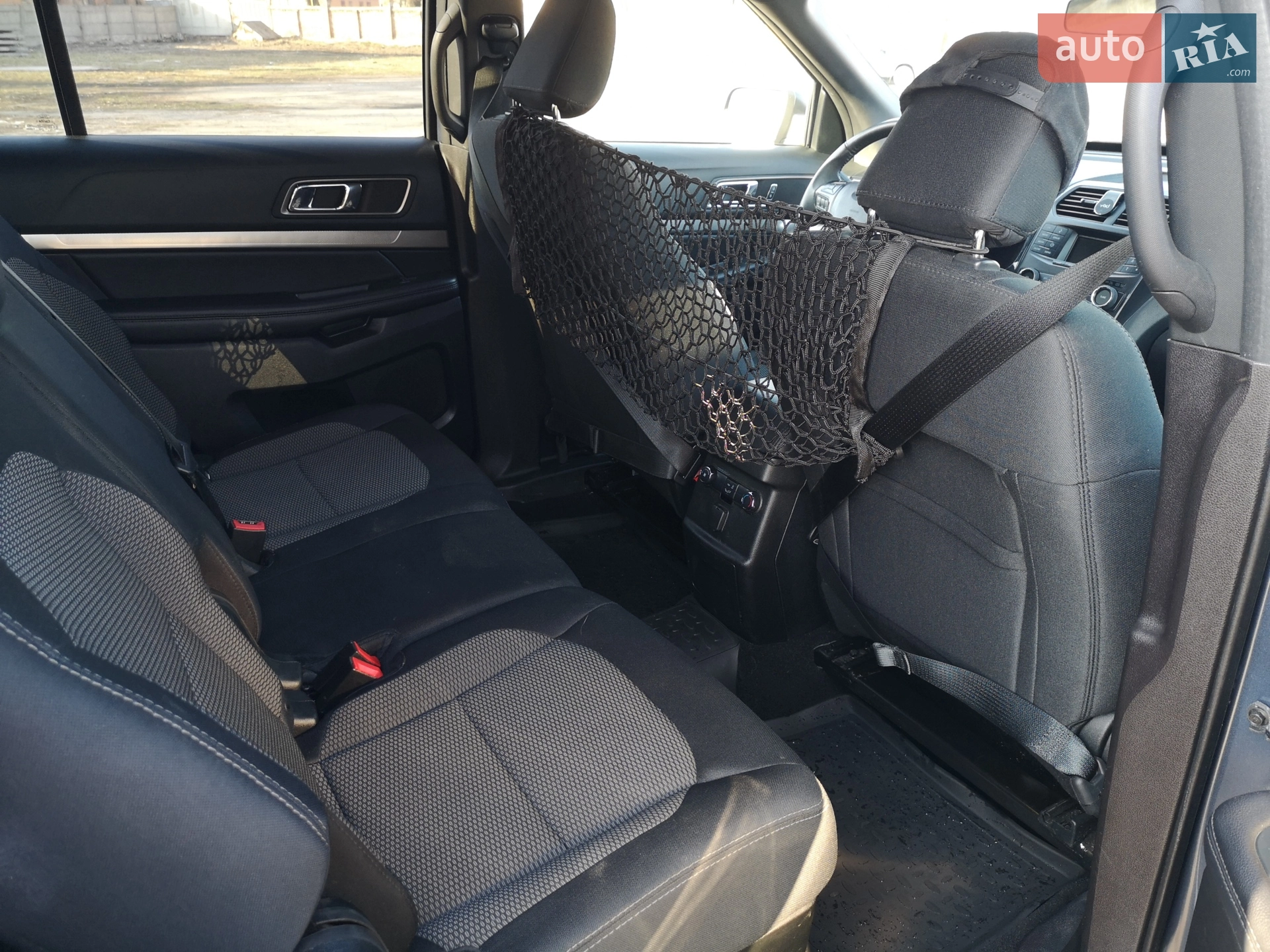 2018 Ford Explorer - мініатюра 18