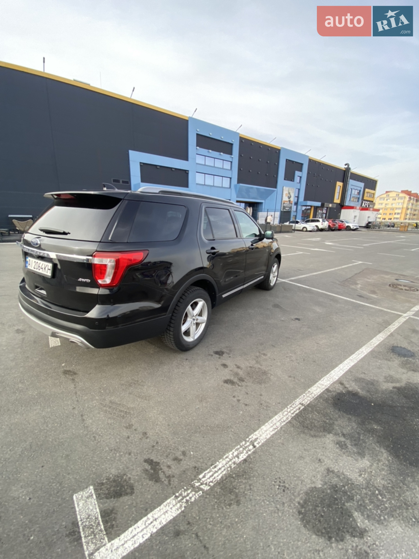 2016 Ford Explorer - мініатюра 4