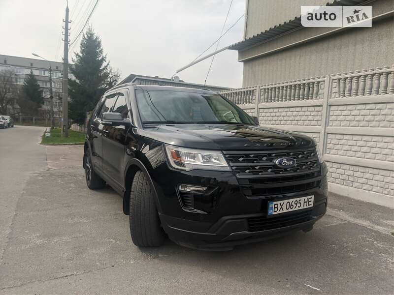 Позашляховик / Кросовер Ford Explorer 2018 в Києві