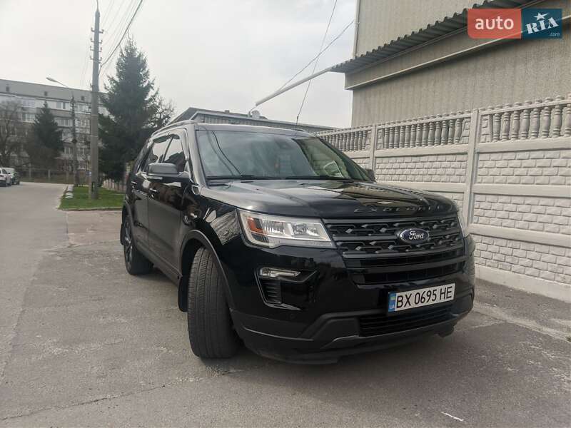 Позашляховик / Кросовер Ford Explorer 2018 в Києві